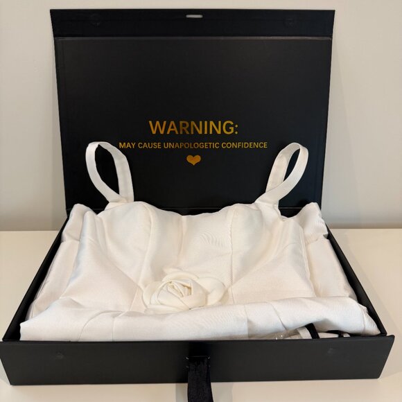 NWT Sandrine Mini Dress Size 6 - Picture 2 of 8